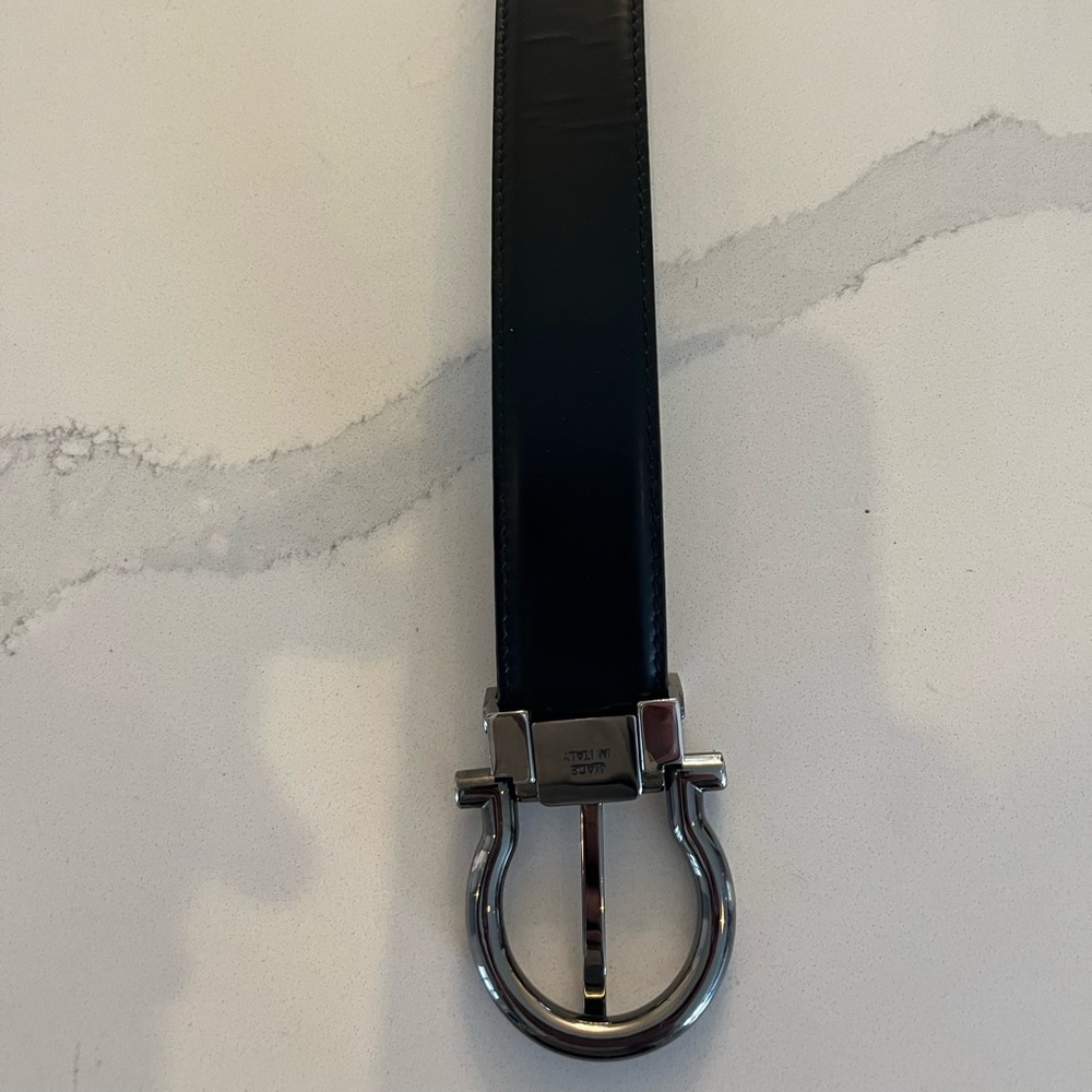 Salvatore Ferragamo men’s belt 32 size